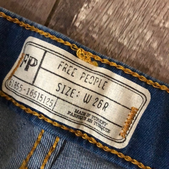 Free People Destroyed Long & Lean Skinny Jeans 26 - Picture 6 of 8